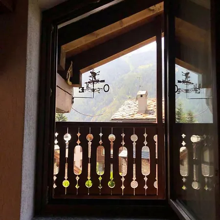 Luminosa Mansarda A Due Passi Da Courmayeur