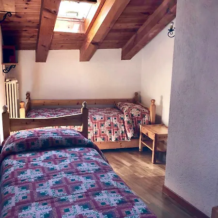 Apartment Luminosa Mansarda A Due Passi Da Courmayeur *